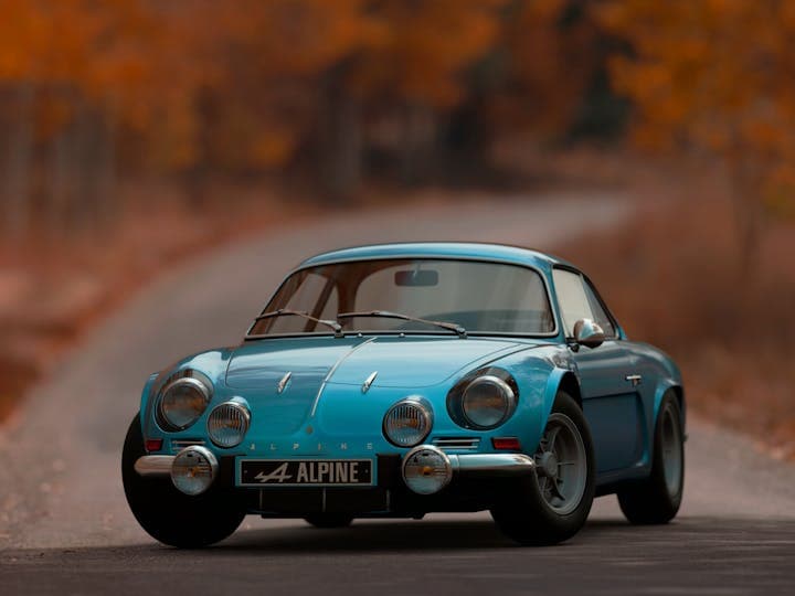 Concessionnaire automobile
